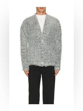 ⚫️KROST fuzzy knit cardigan ⚪️